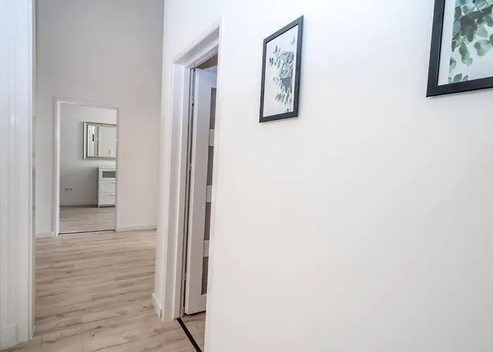 Appartement Extra Brand New And Large Ac