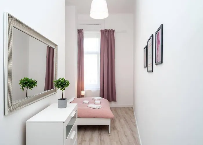 Extra Brand New And Large Ac Appartement Budapest