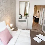 Appartement Extra Brand New And Large Ac *