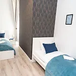 Appartement Extra Brand New And Large Ac Boedapest