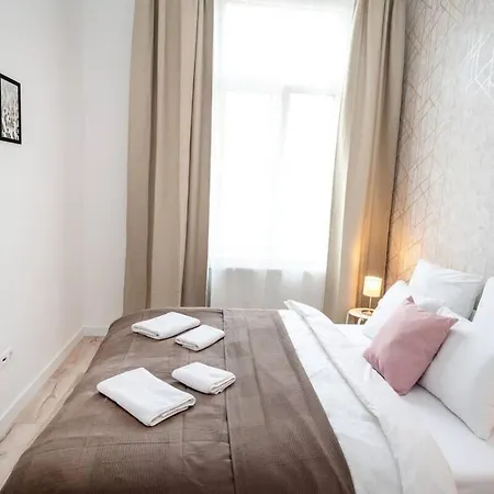 Extra Brand New And Large Ac *