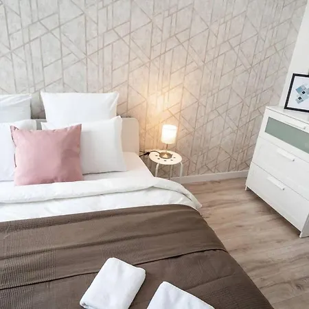 Apartment Extra Brand New And Large Ac Budapest