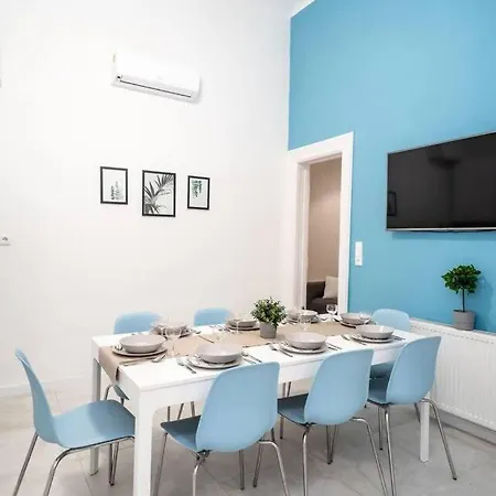 Apartment Extra Brand New And Large Ac