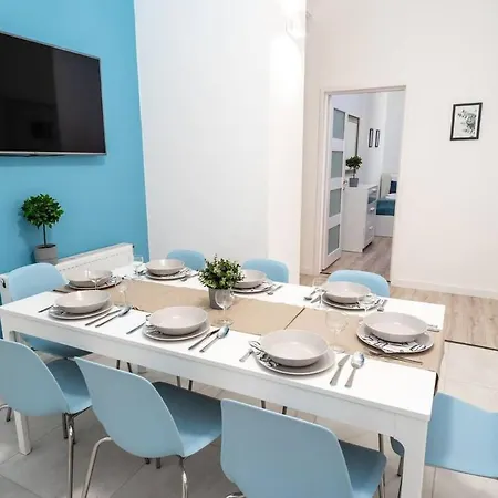 Extra Brand New And Large Ac Apartment *